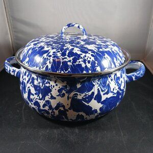 Golden Rabbit Vintage Blue White Enamelware 2.5 Quart Cobalt Swirl Dutch Oven